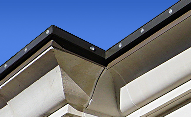 Oelo fascia lights in aluminum